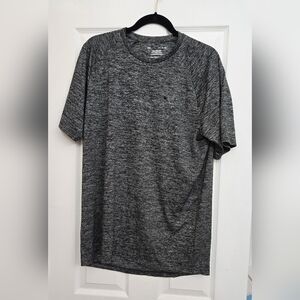 Under Armour Men's Charcoal Heather Tee Tech 2.0.  Large TALL